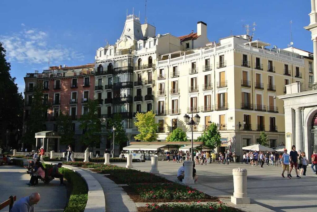 place de l'orient madrid