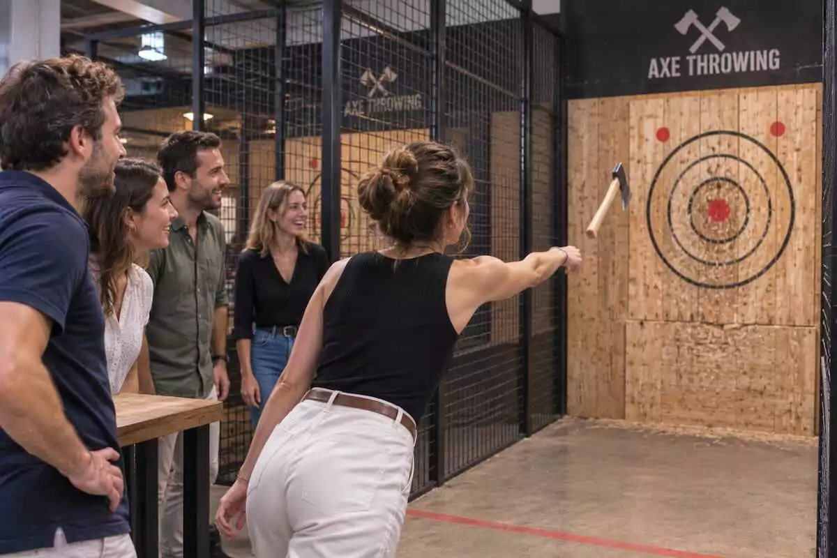 Lancer de hache pour Team Building à Madrid